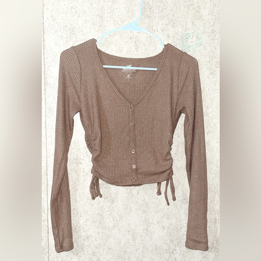 Long sleeve-mid cropped- brown right sweater-size S